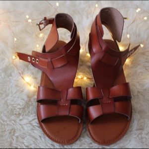 American Eagle Sandals